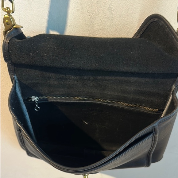 Vintage Coach Station Bag Black Leather Crossbody Bag - Picture 10 of 10